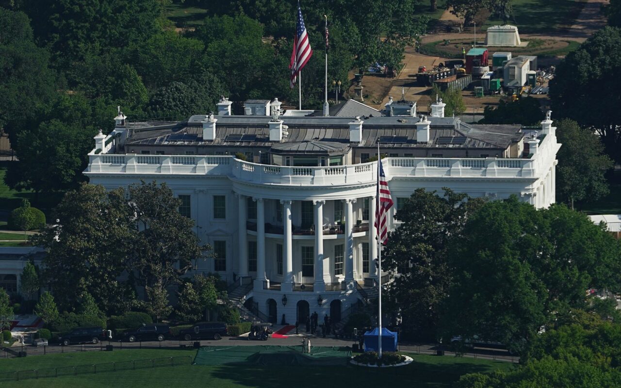 Two people shot near the White House – reports