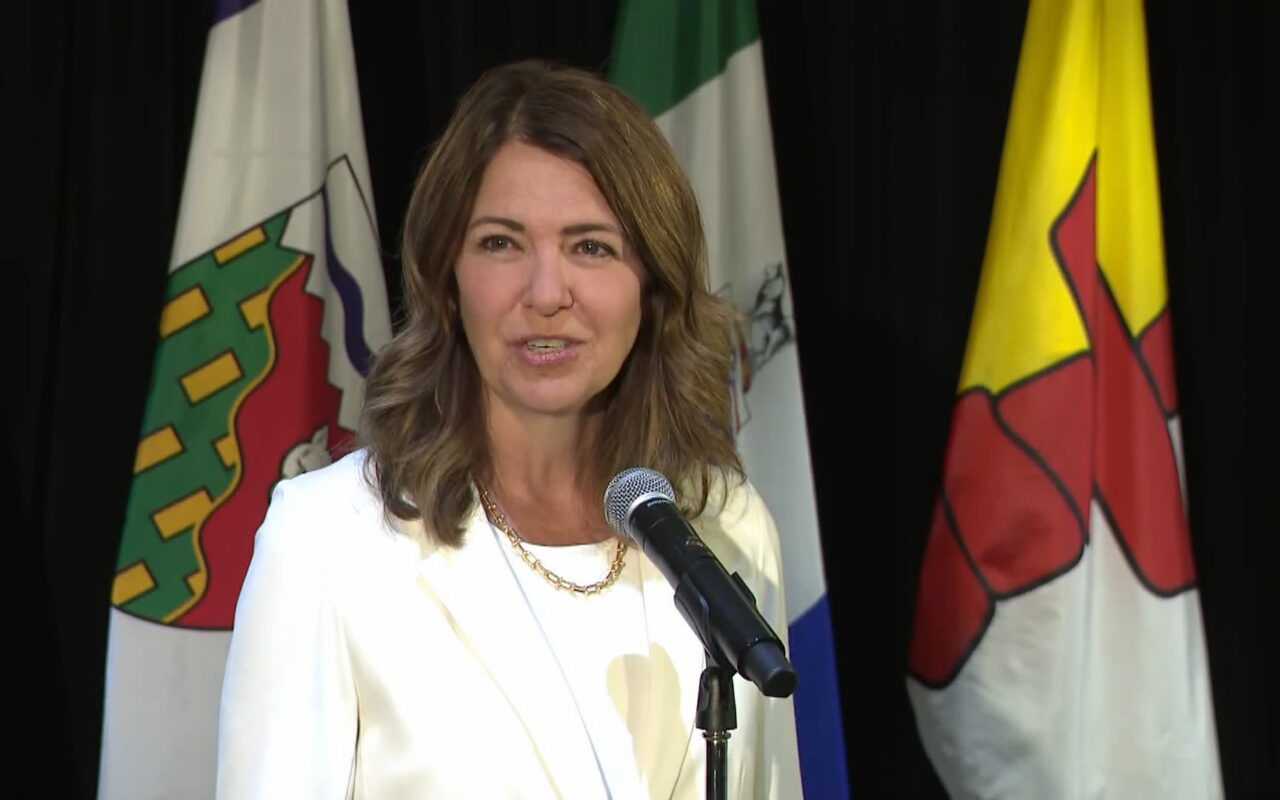 Western premiers meet in Kananaskis under cloud of Alberta separatism
