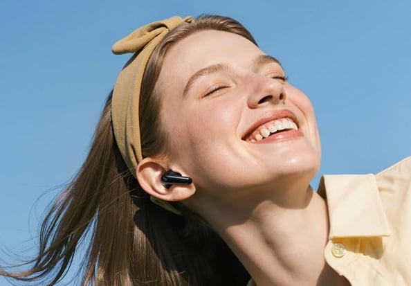 Huawei, soundcore and Daewoo noise cancelling ear buds that have great sound but cost less than £100 (aff)