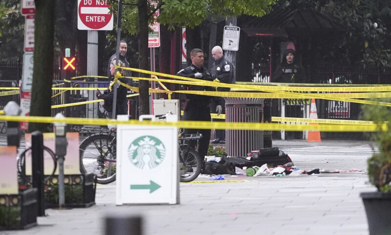Suspect dead after opening fire near White House security checkpoint, Secret Service says