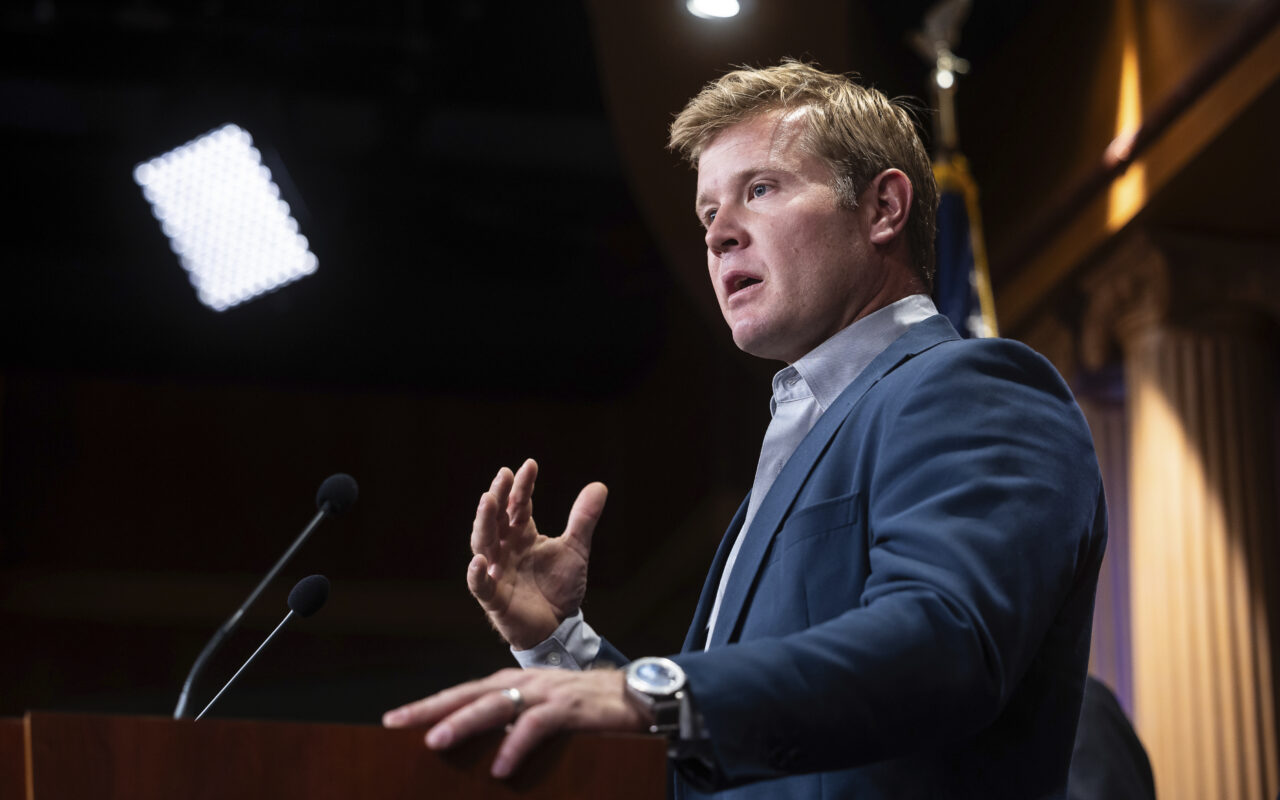 Montana senator wants monkey bite, and lab where it happened, investigated
