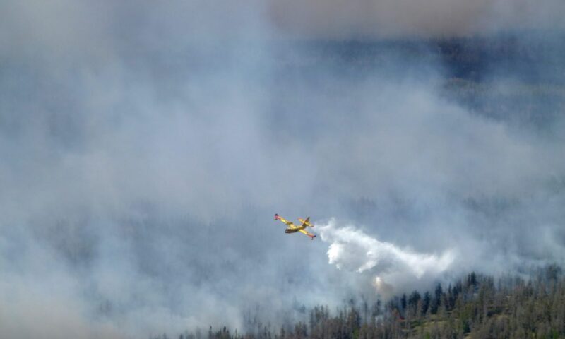 As wildfire season nears, Canada leasing 10 new firefighting aircraft