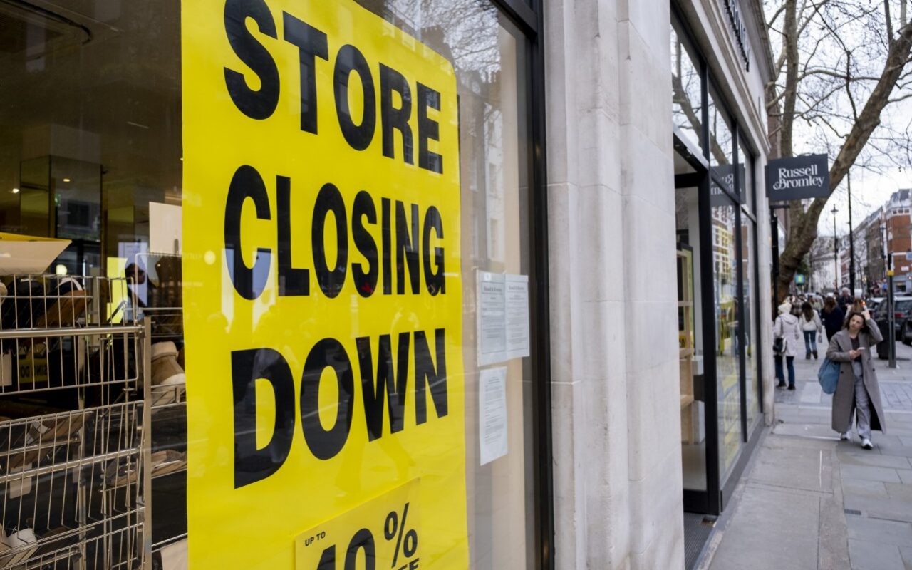 Charity shop chain with more than 500 shops to close popular branch in HOURS