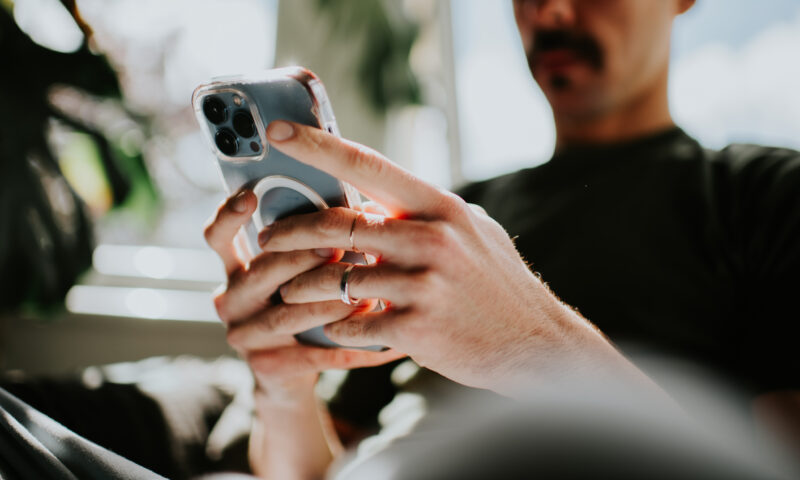 UK bank launching phone plan that gets CHEAPER every year