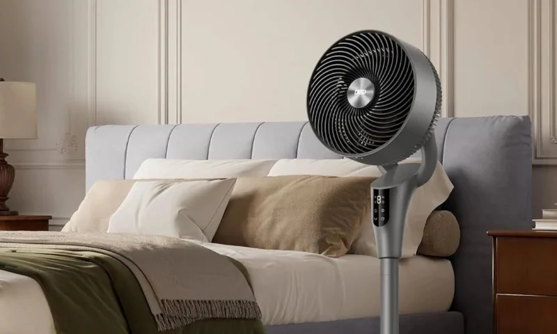 Sweltering Brits snap up £80 heatwave gadget that ‘runs rings around Dyson’