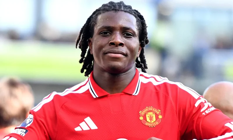 Man Utd star Patrick Dorgu interrupted in mixed zone by £100m transfer target in comical moment