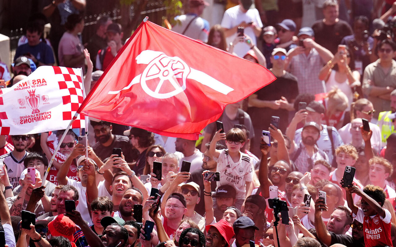 Arsenal fans queue for HOURS from 9am to squeeze into packed pubs as they cheer on Everton in relegation quest at Spurs