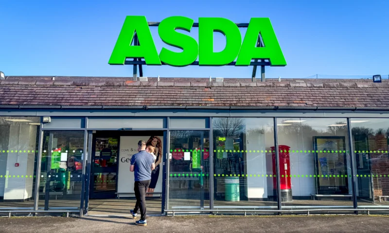 Asda strikes deal with Ocado to upgrade online shopping amid major turnaround plan