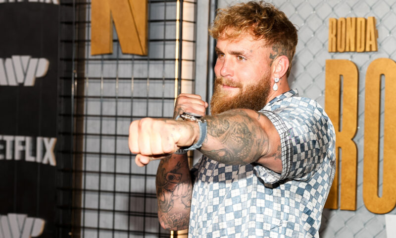Jake Paul and Shakur Stevenson blast ref over ‘insane s***’ as Oleksandr Usyk gets KO win over kickboxer Rico Verhoeven