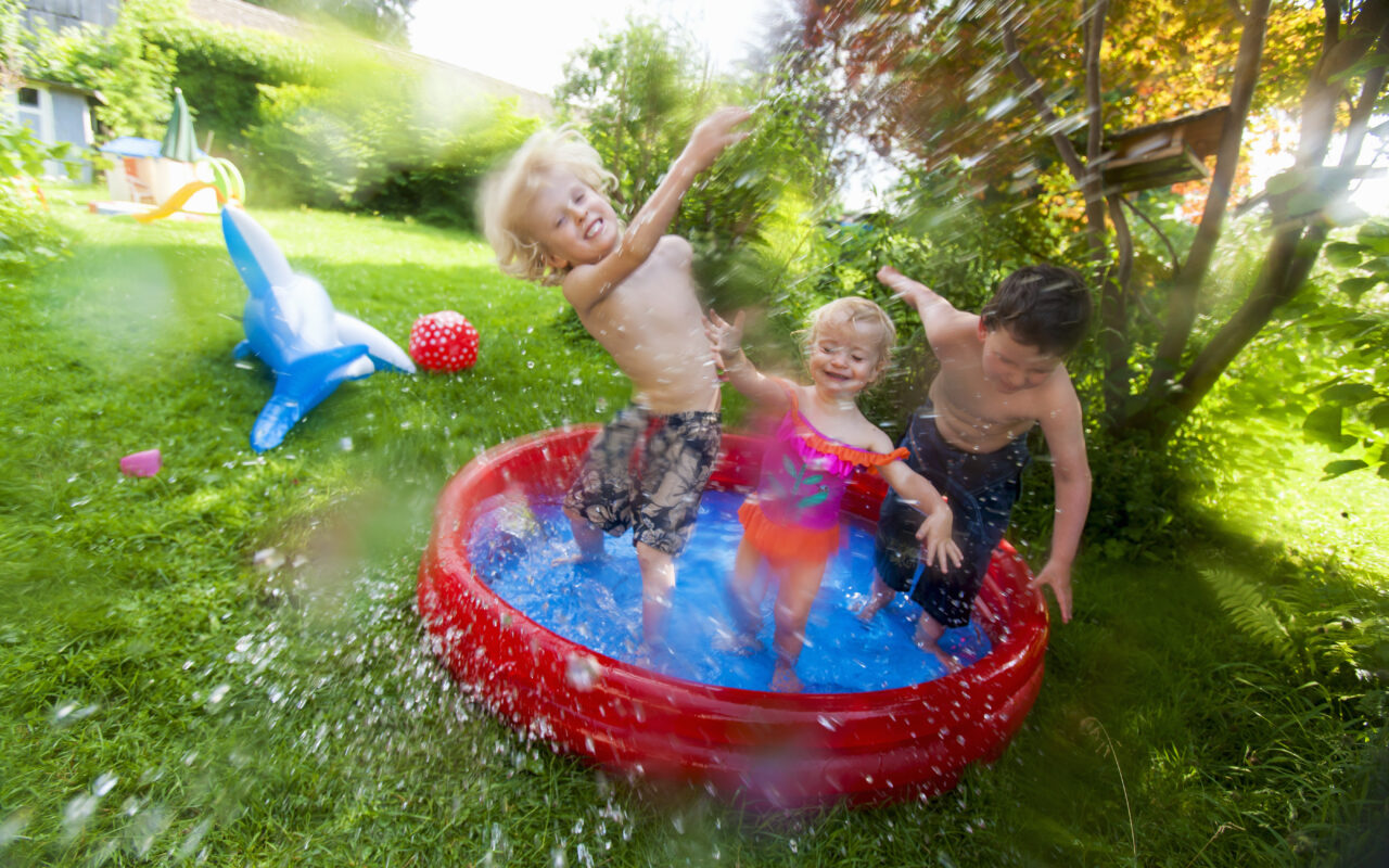 Moaning water firm bosses demand parents only half-fill paddling pools in hot weather despite reservoirs being full