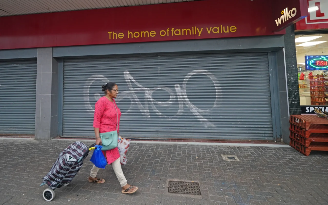 Retailers defy the odds as shop numbers GROW across the UK – but 6,000 sites have still been wiped out since 2020