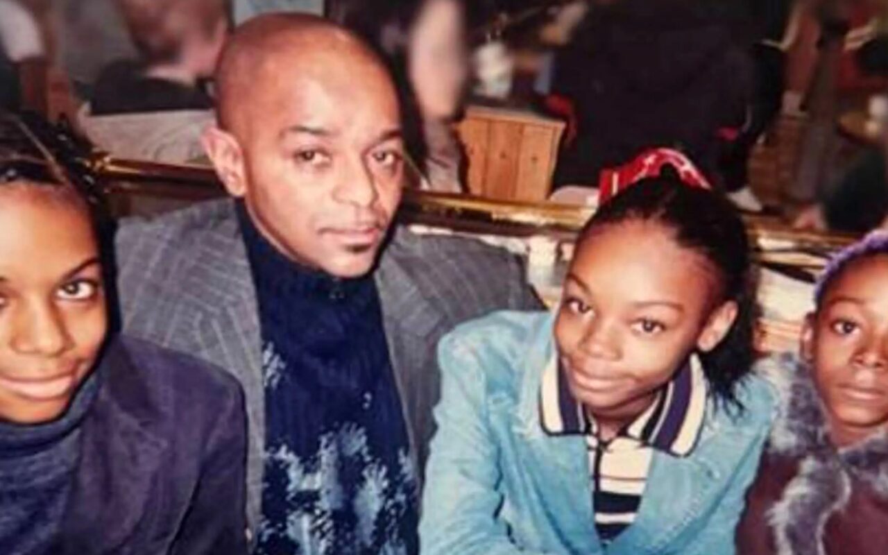 Vigil held for three sisters who tragically drowned together off Brighton beach