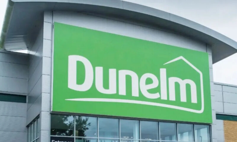 Dunelm slashes ‘cooling’ fitted sheet to £13 during heatwave – it ‘genuinely feels like hotel bedding’