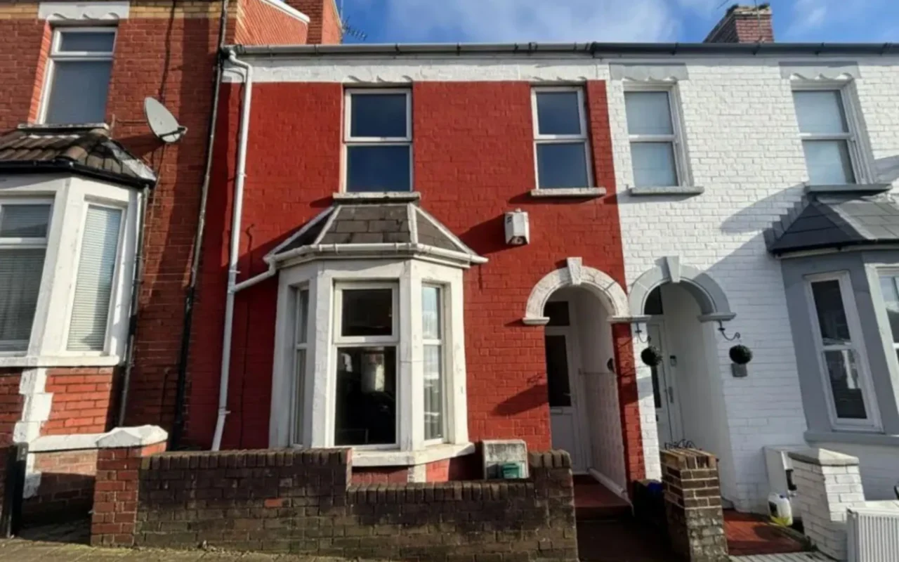 TV fans can now stay in home made famous by beloved show… but would YOU recognise it?