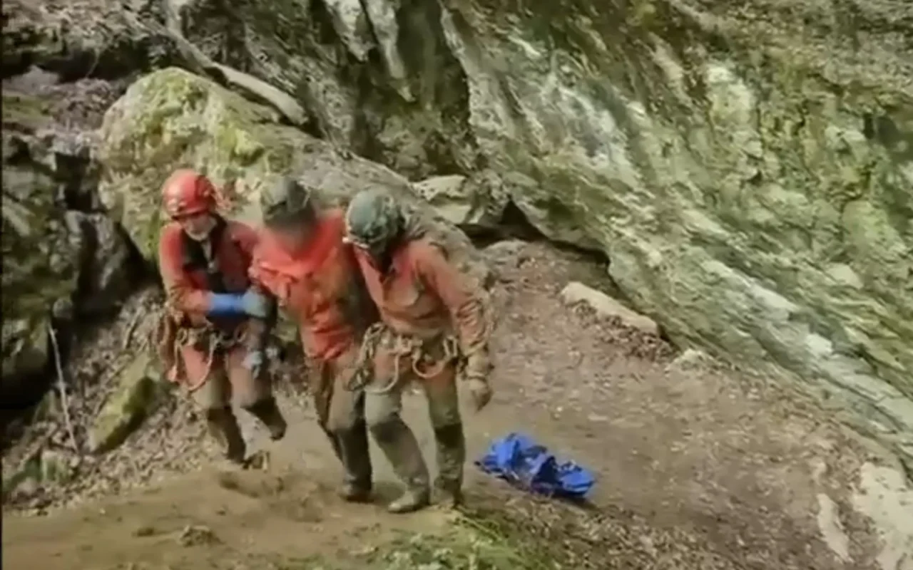 Major rescue operation launched to save five people trapped in gas-filled cave in Czech Republic
