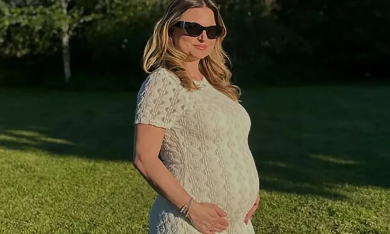 Love Island star Zara Holland reveals she’s pregnant with her first child as she shares photo of growing baby bump