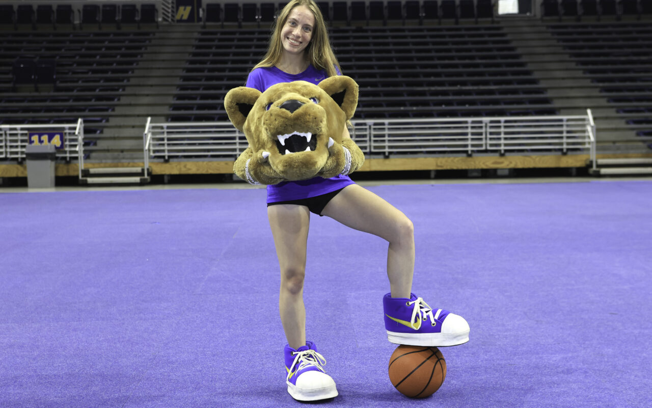 Allison Reid lived secret double life at Hofstra as runner — and mascot