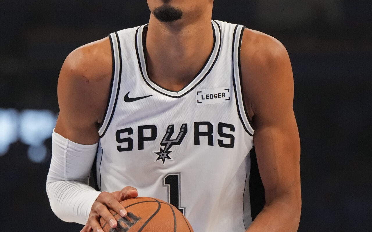 What Lakers must do to compete with Thunder, Spurs for NBA titles