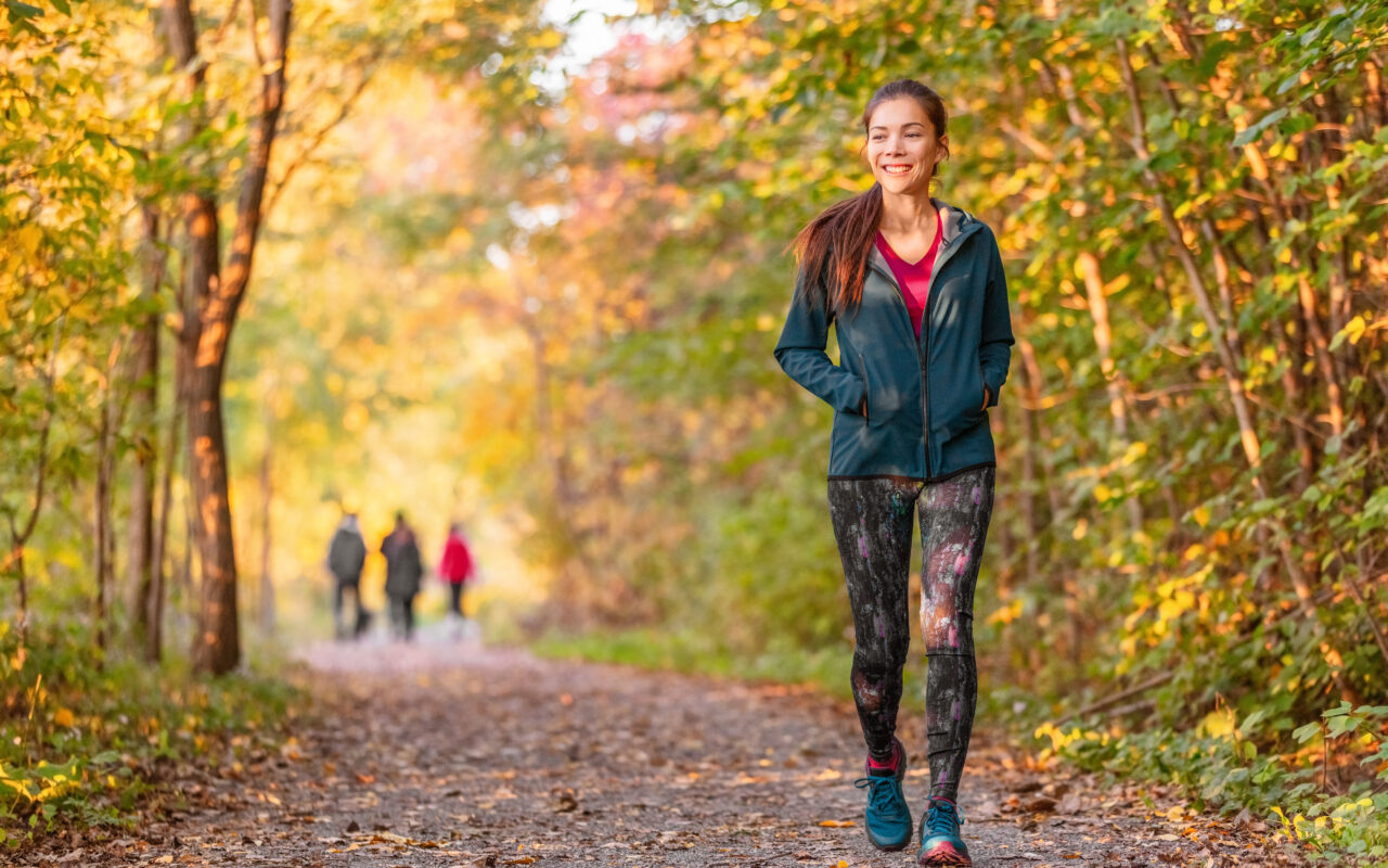 5 common walking mistakes that could hurt your progress, according to an expert