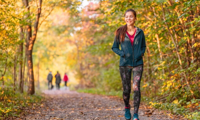 5 common walking mistakes that could hurt your progress, according to an expert