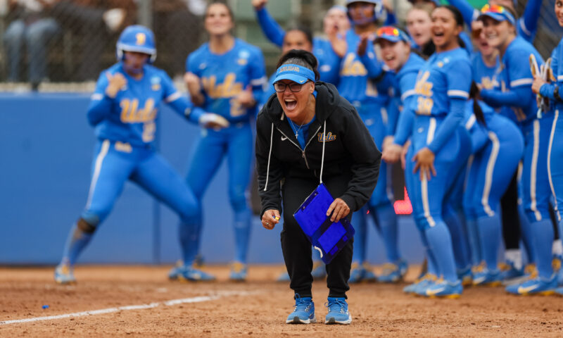 How UCLA’s Lisa Fernandez built  historic offense ‘to break records’