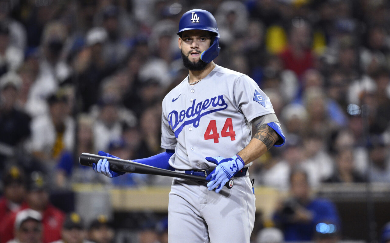 Dodgers’ Andy Pages perfects art of steal against Brewers