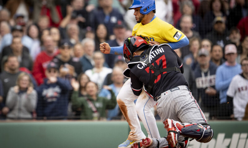 Red Sox’s Willson Contreras sets off another benches-clearing incident after home plate collision