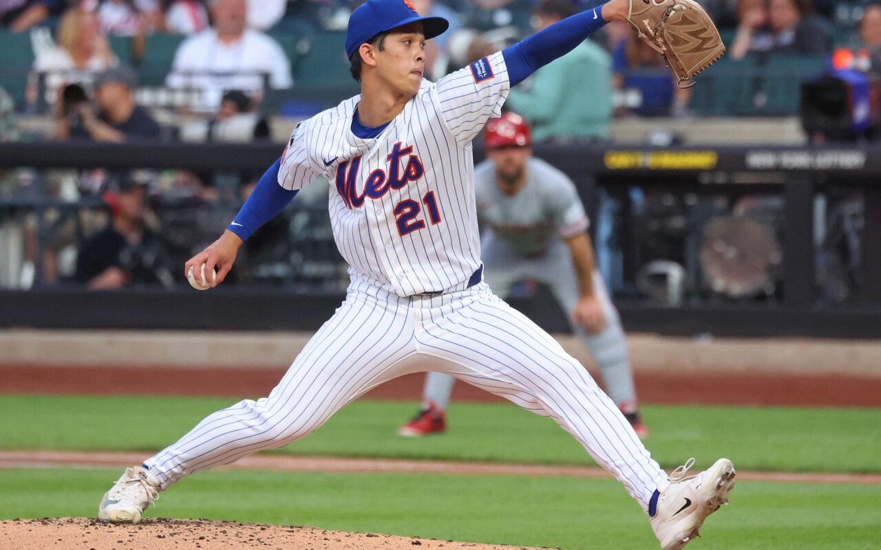 Mets’ Jonah Tong picks up first win of season in hard-fought outing