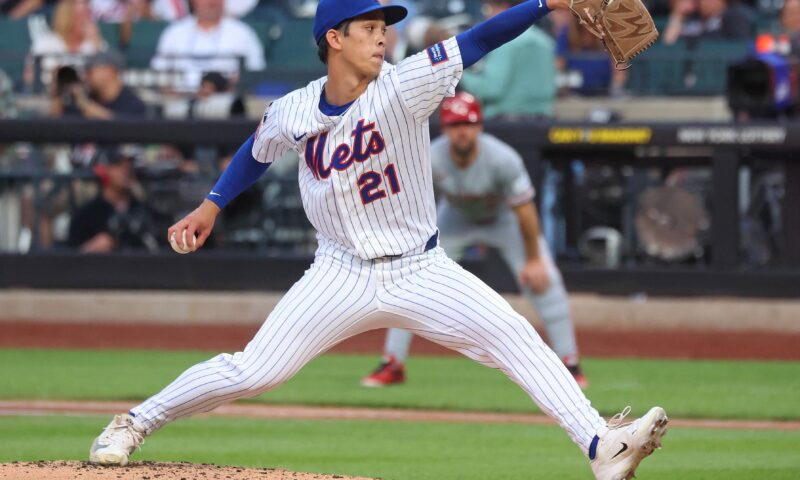 Mets’ Jonah Tong picks up first win of season in hard-fought outing