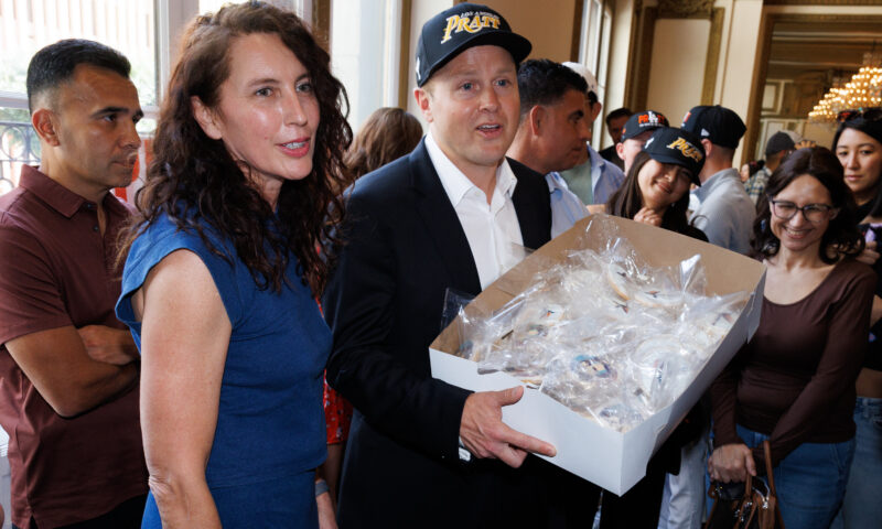 Pratt cookies spark feeding frenzy as Brentwood bakery gets slammed with orders