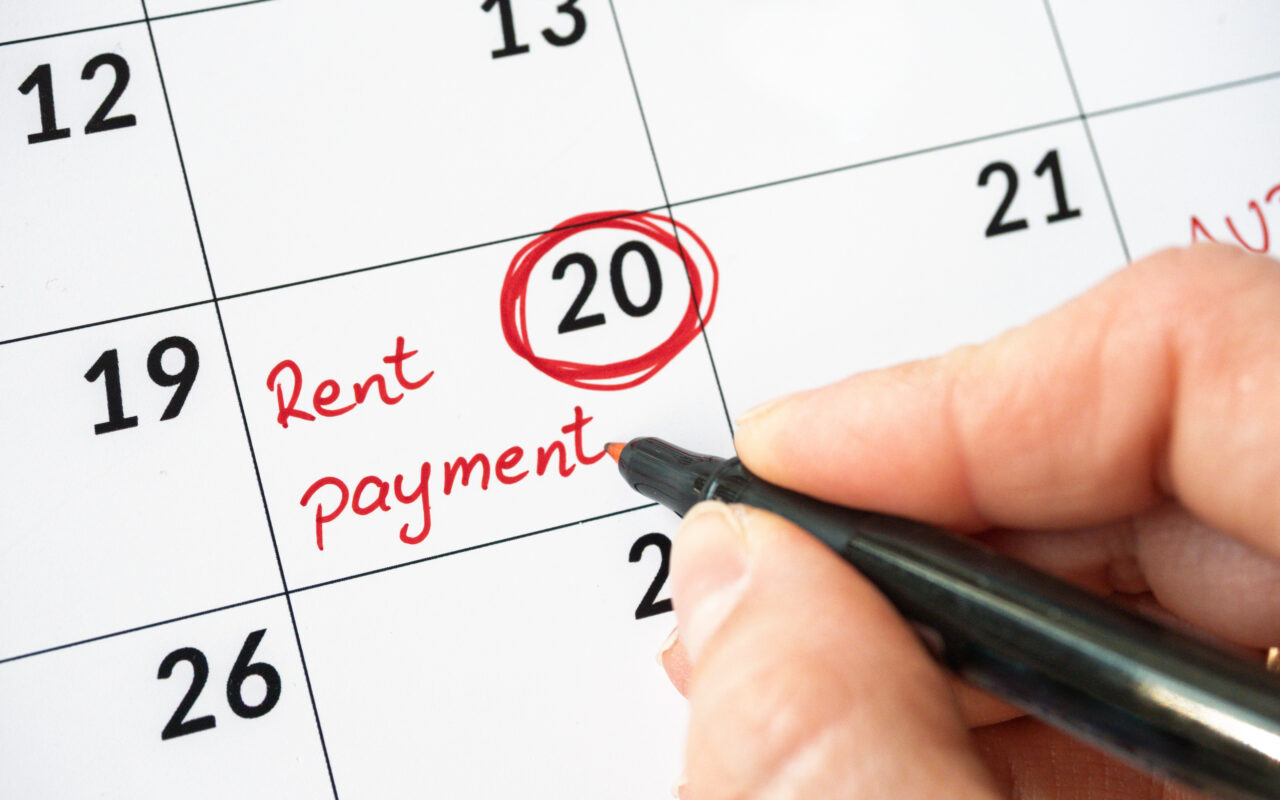 Baby boomers forced to find roommates amid ‘ridiculous’ rent costs — and some find they enjoy company