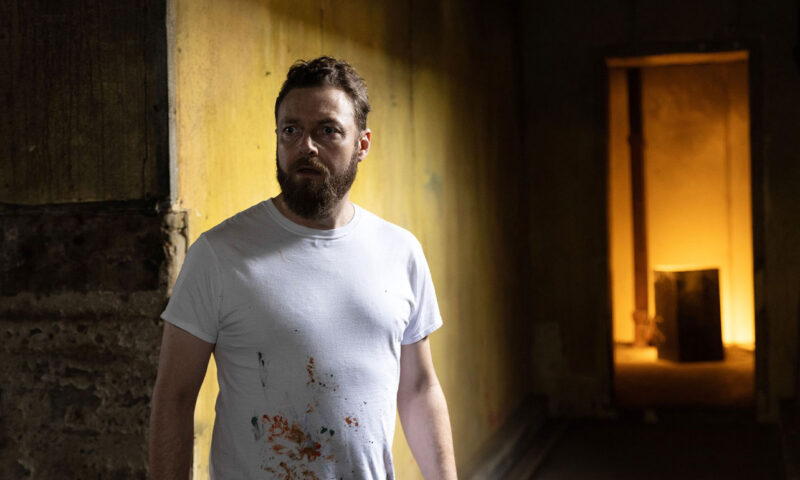 Stream It Or Skip It: ‘Descendent’ on Hulu, Compellingly Creepy Lo-fi Sci-fi Dramatizing a Man’s Anxieties About Fatherhood – and Aliens