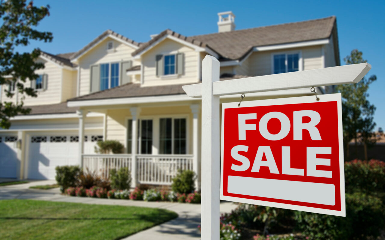 Homes are ‘not moving’ in these 5 American markets with steep price cuts