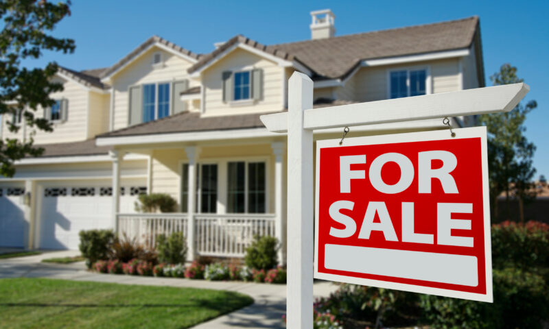 Homes are ‘not moving’ in these 5 American markets with steep price cuts