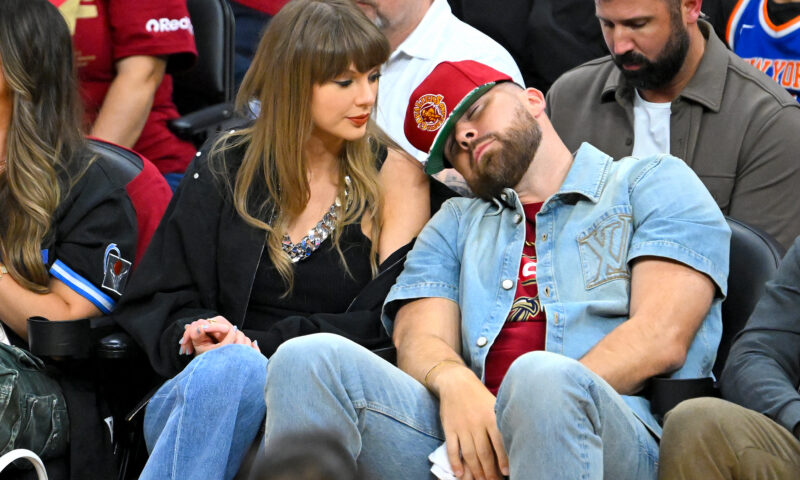 Knicks break Travis Kelce’s spirit after beer-chugging stunt falls flat