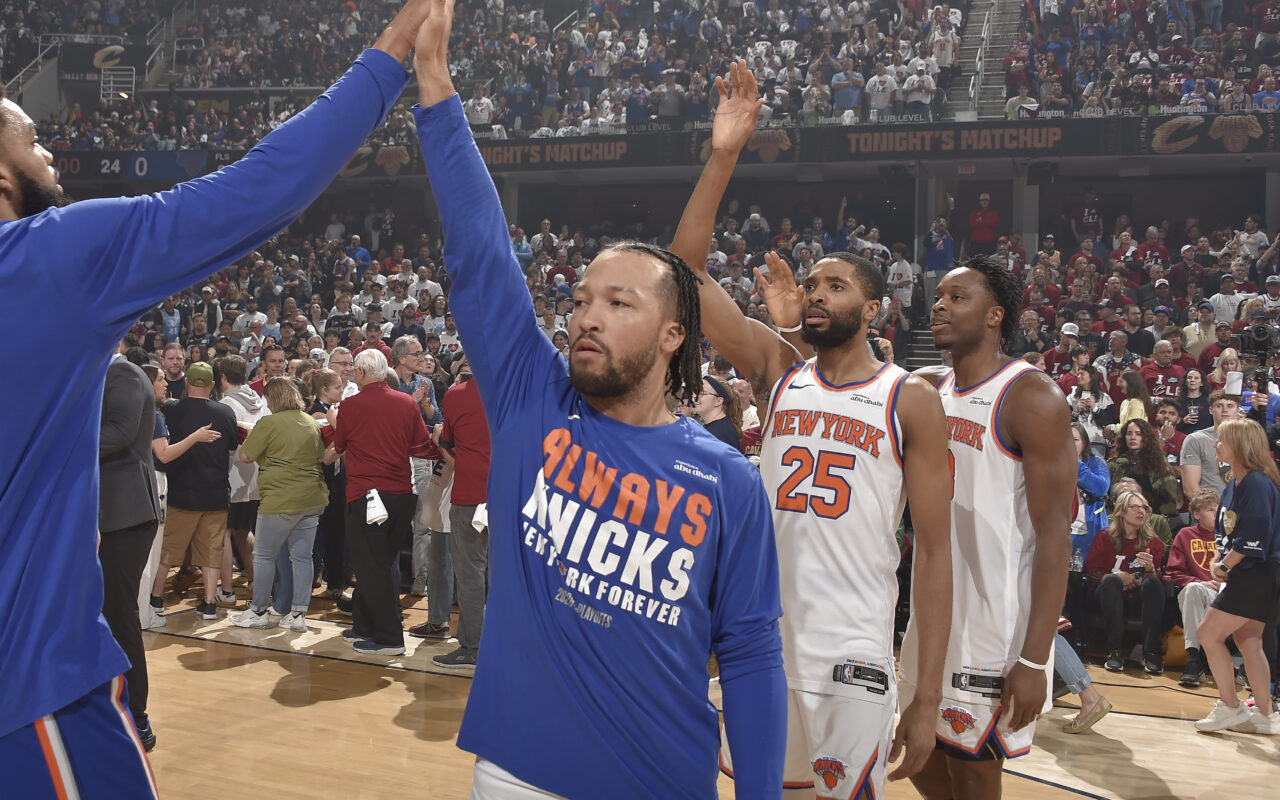 DraftKings oddsmaker explains why they’re ‘not disrespecting’ Knicks with underdog NBA Finals status