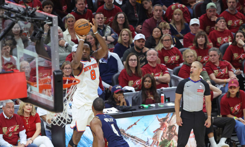 ‘Fantastic’ OG Anunoby looks like himself for first time since injury in Knicks’ Game 3 win