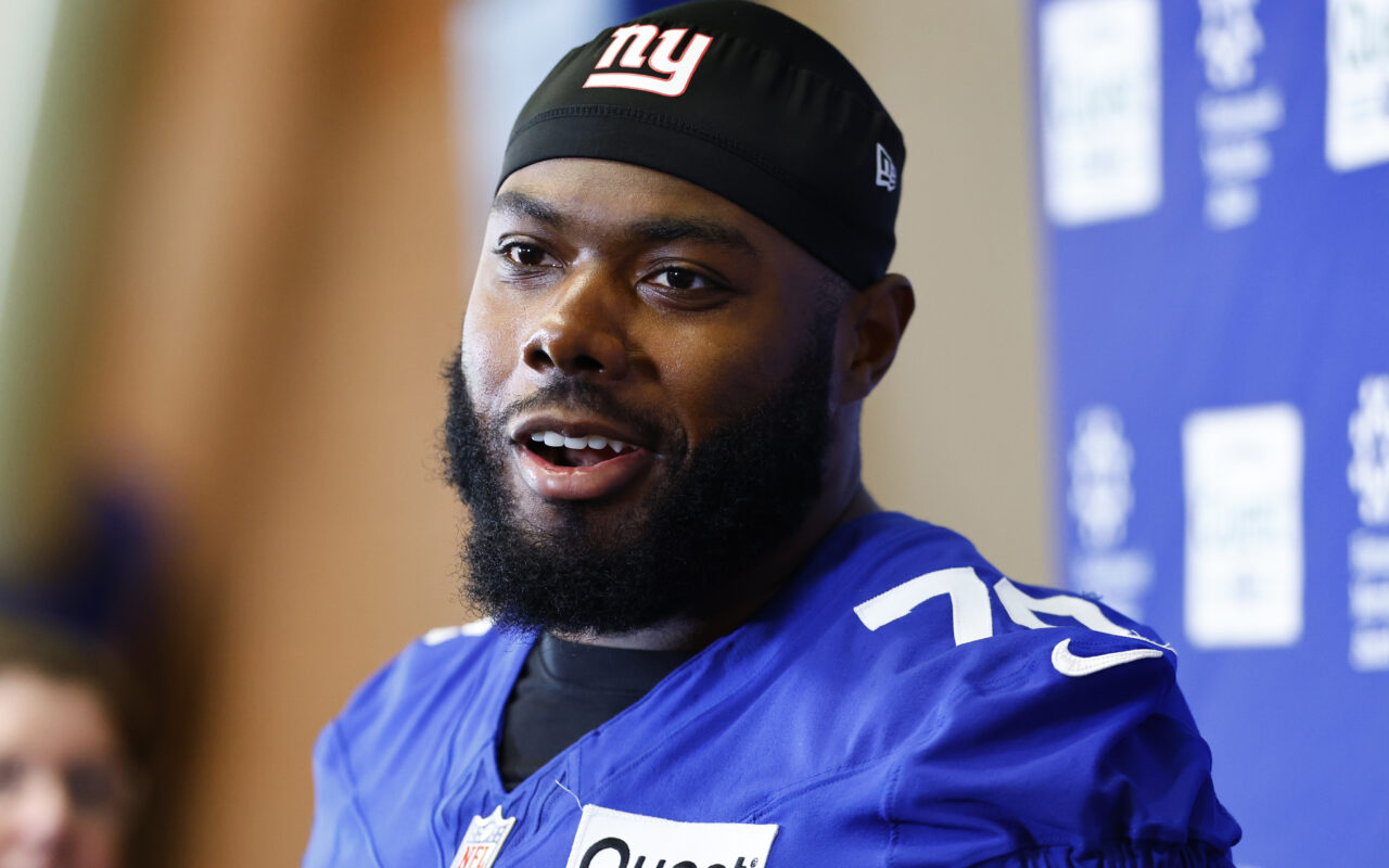 Giants restructure Andrew Thomas’ contract to create more cap space