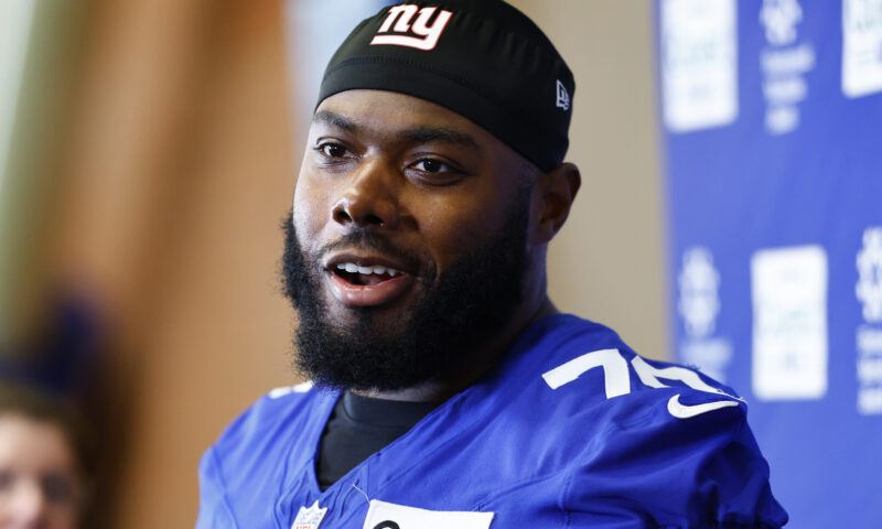 Giants restructure Andrew Thomas’ contract to create more cap space