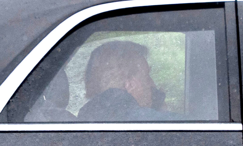 Trump arrives at Walter Reed for his physical exam