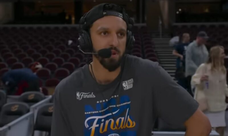 Lights appear to go out on Landry Shamet during ESPN interview after Knicks’ sweep