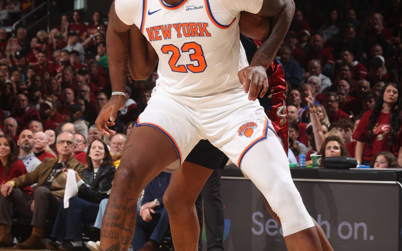 Mitchell Robinson plans to play in Game 1 of NBA Finals after undergoing surgery on broken pinky in Knicks boost
