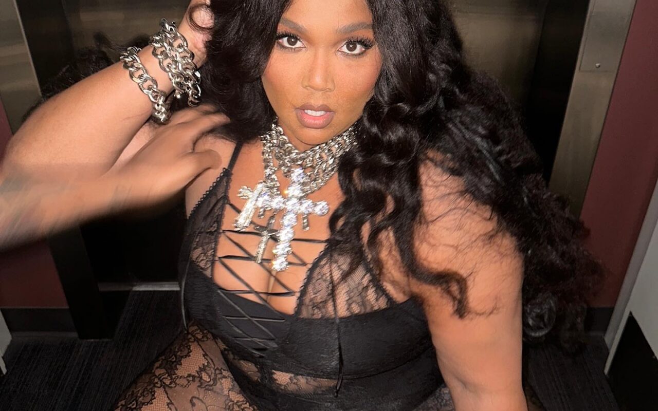 Lizzo addresses claim she was ‘s–t talking’ Taylor Swift with expletive-filled response