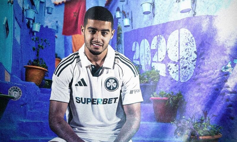 فريق باناثينايكوس يُفعل شراء الزروري