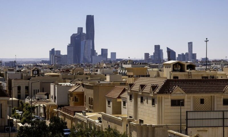 بدء تملك الأجانب للعقار في السعودية.. الفئات المؤهلة وخطوات التقديم والرسوم