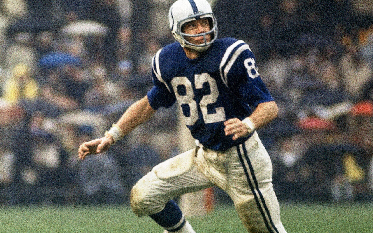Raymond Berry, Hall of Fame Receiver for Champion Colts, Dies at 93