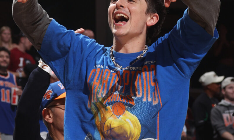 Knicks Fans Want ’90s Tees. Pay Very 2026 Prices.