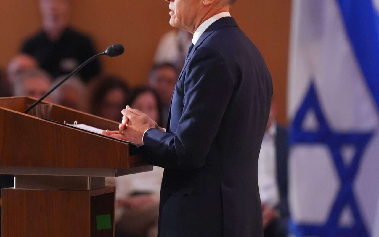 Carney Says Canada Is Failing Jewish Canadians, Describing ‘Crisis of Antisemitism’