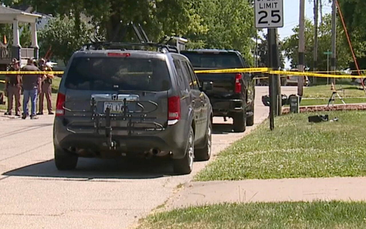 Police Say Muscatine, Iowa Man Shot 6 Relatives Before Killing Himself