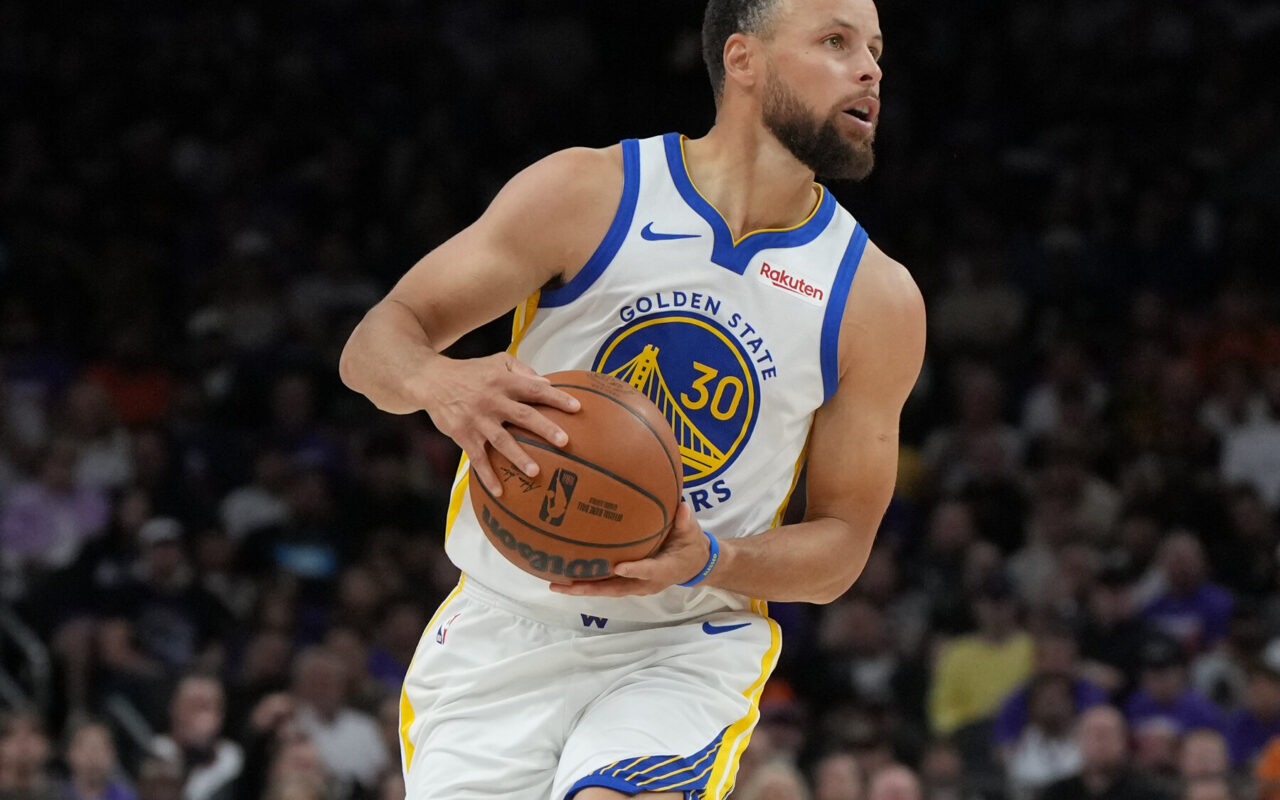 Stephen Curry and Li-Ning: What to Know About N.B.A. Star’s Deal With Chinese Sneaker Company